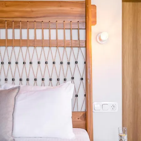 Ξενοδοχείο Allure Retreat