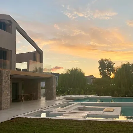 Allure Retreat Villa Lefkada City